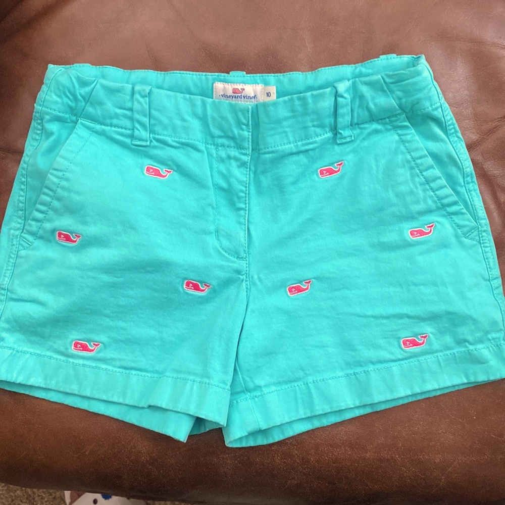 Vineyard Vines girls shorts size 10 green